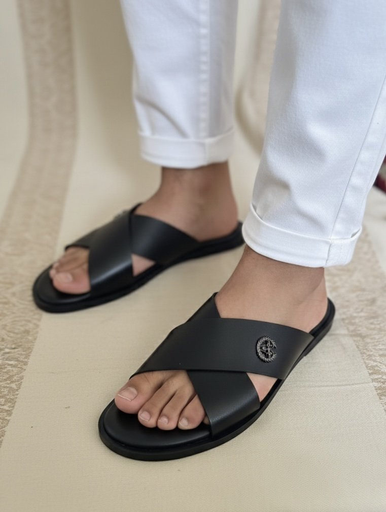 MIllano preium cross strap slippers