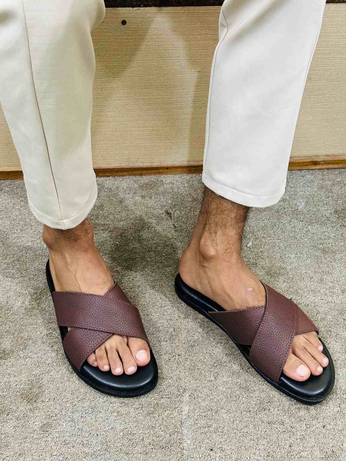 MIlllano Rustic Mocha Cross Sandle